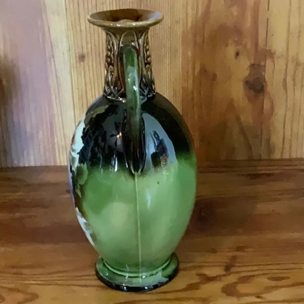 2 Vintage Czechoslovakia Hand Painted‎ Porcelain Lustreware Decorative Vase